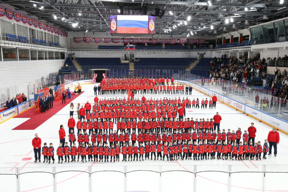 Церемония закрытия сезона в школе ЦСКА — Спорт в Москве