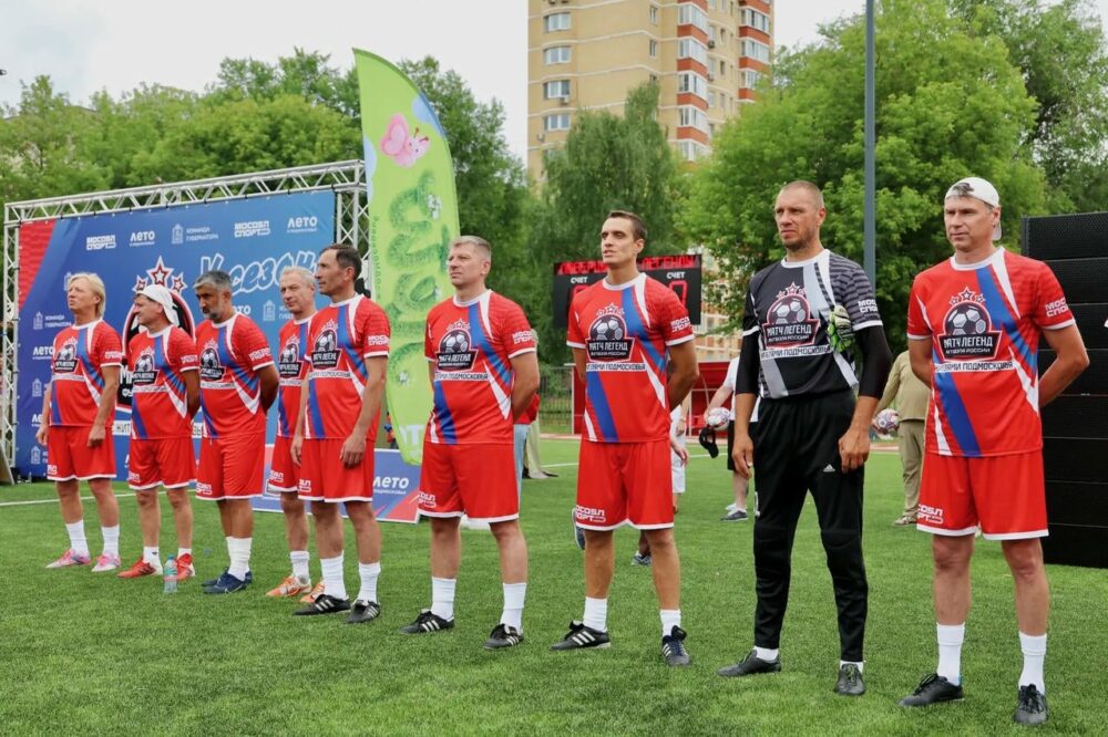 «Легенды футбола» сыграют с жителями Подмосковья в Лотошино 18 июля — Спорт в Москве