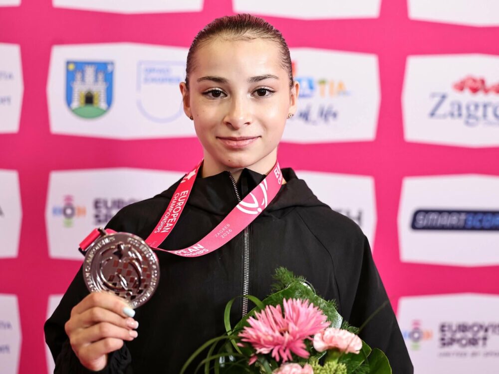 Анна Калмыкова — серебряный призёр чемпионата Европы в личном многоборье! — Спорт в Москве