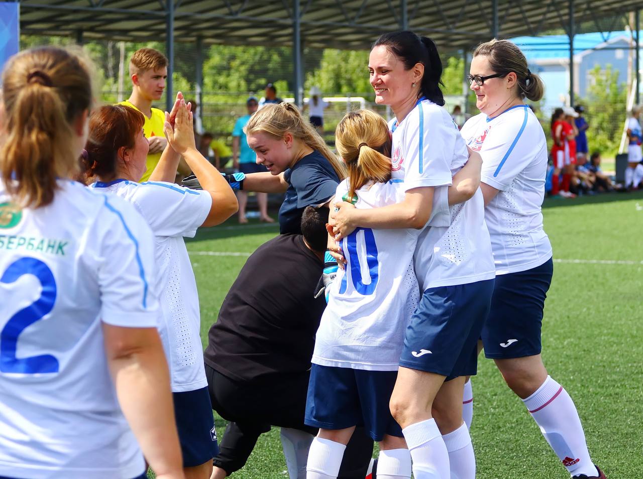 Две подмосковные команды стали призерами третьего этапа «Кубка футбольных мам»