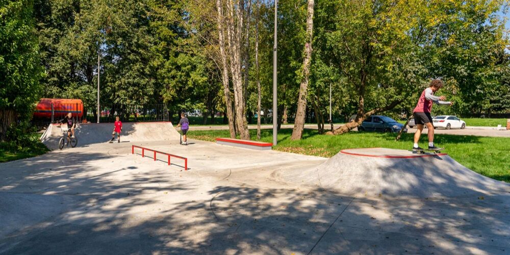 Скейт-парк появился в парке имени 40-летия ВЛКСМ