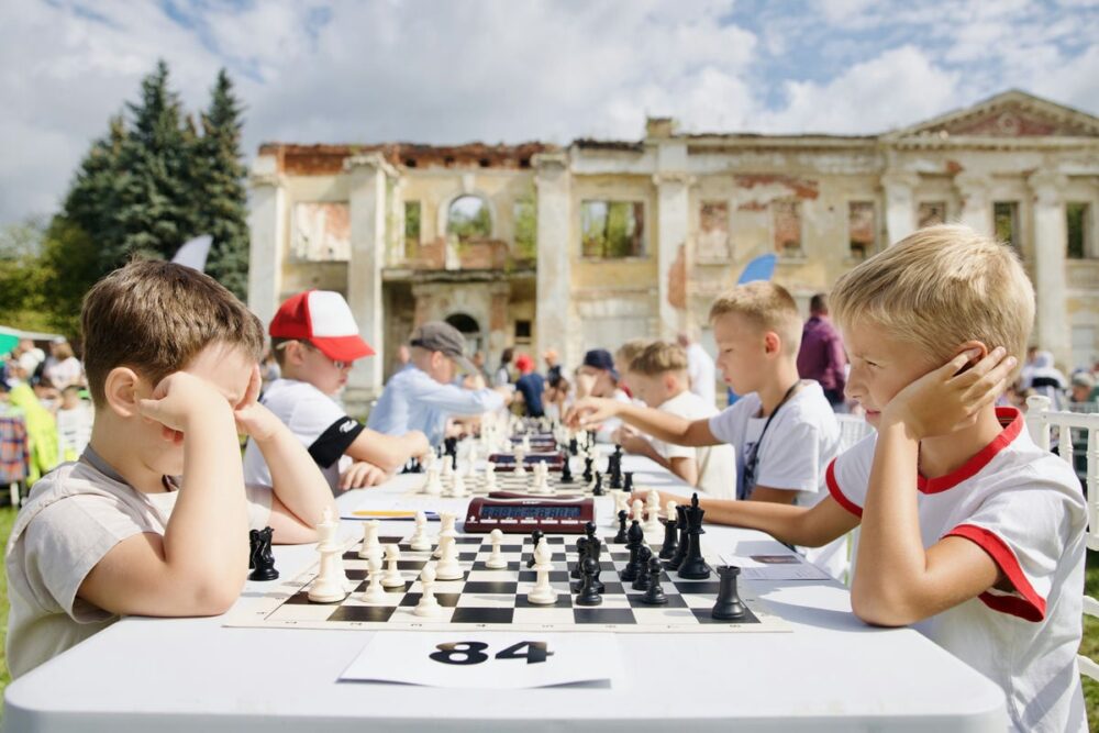 Свыше 700 участников собрали финалы Кубка Карякина и Кубка губернатора по шахматам в Усадьбе Гребнево