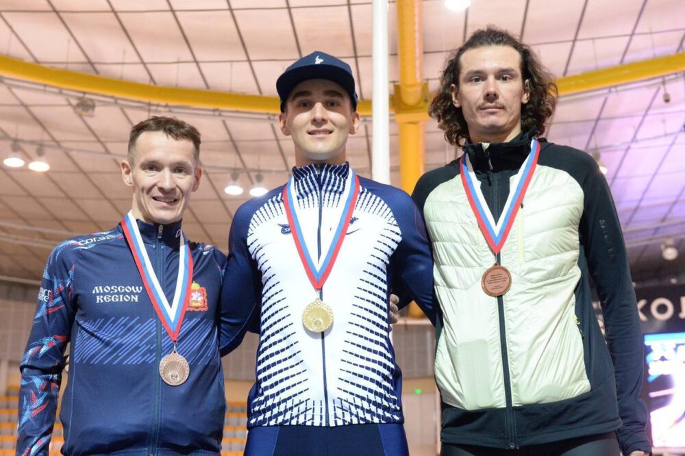 Девять медалей завоевали подмосковные конькобежцы на Кубке России в Коломне