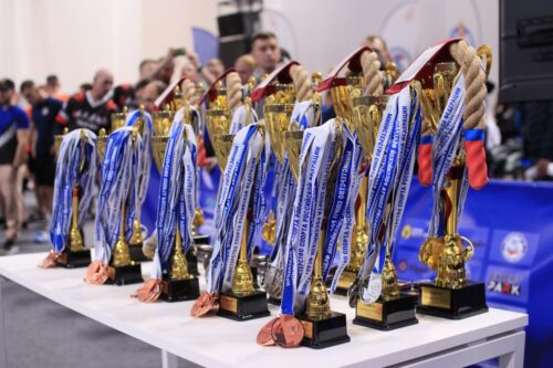 Спортсмены из Подмосковья завоевали четыре медали на чемпионате и Кубке России по перетягиванию каната — Спорт в Москве