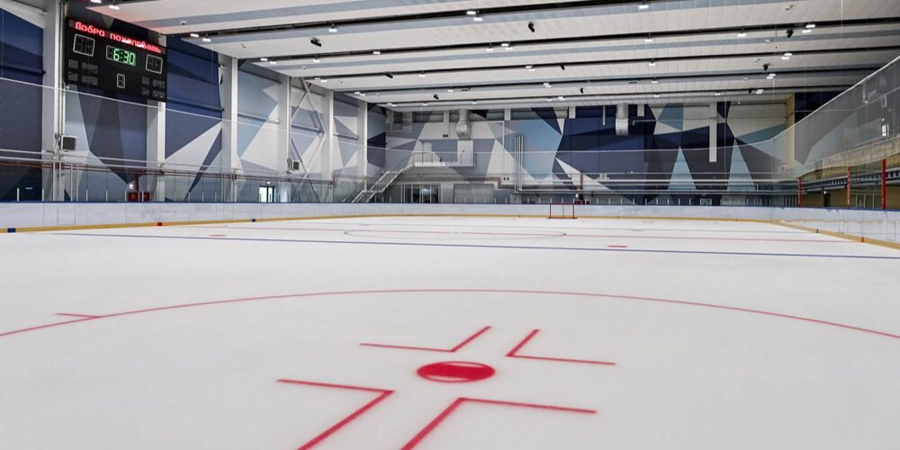 С начала года город выделил шесть участков для строительства спорткомплексов с ледовыми площадками