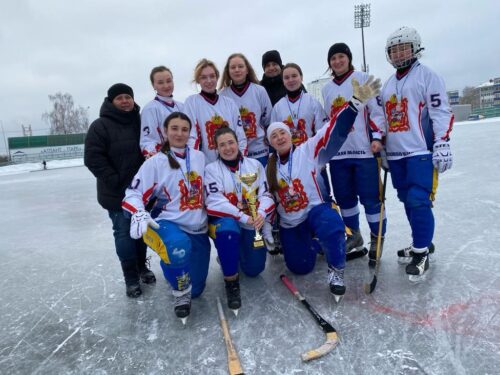 Сборная Московской области заняла третье место на Кубке России по хоккею с мячом — Спорт в Москве