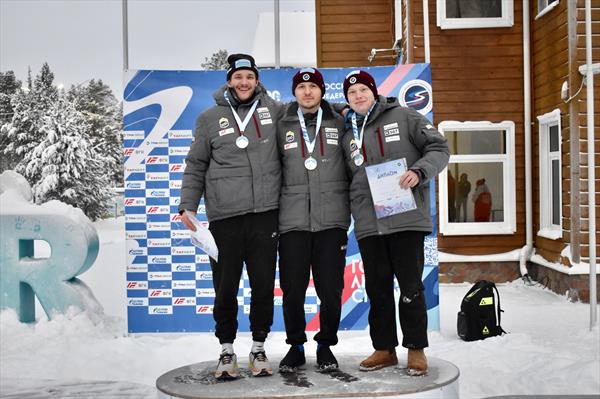 Золотую и серебряную медали завоевали подмосковные спортсмены на II этапе Кубка России по горнолыжному спорту