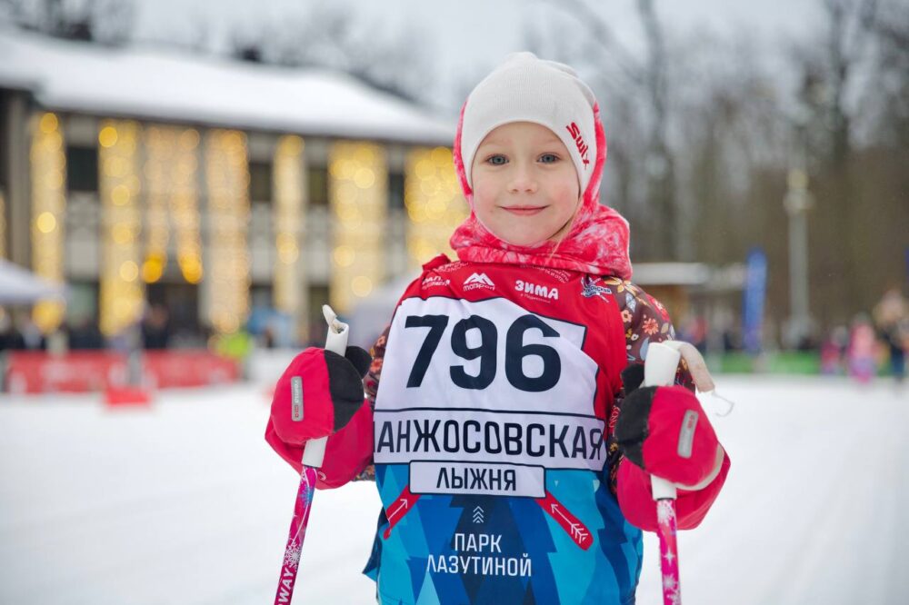 Предновогодняя «Манжосовская лыжная гонка» в Одинцове собрала 1500 участников