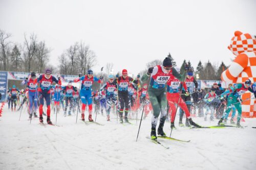 Предновогодняя «Манжосовская лыжная гонка» в Одинцове собрала 1500 участников — Спорт в Москве